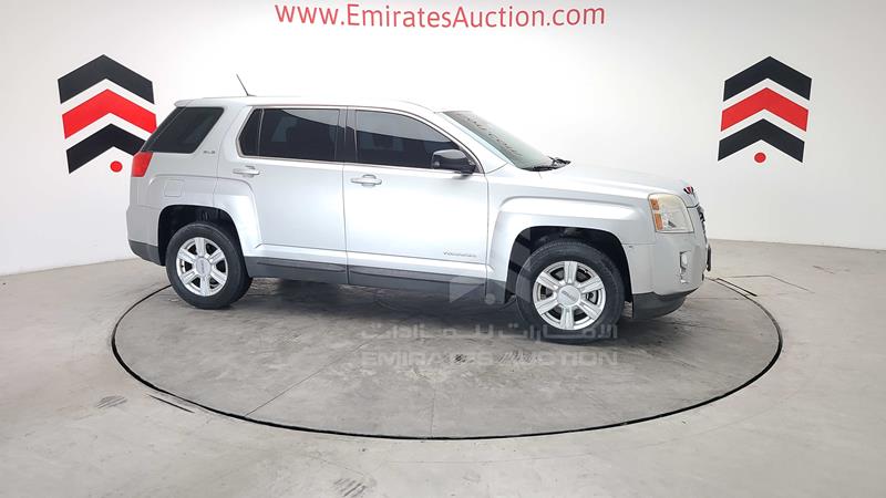 2GKAL8EKXF6303229 Auction: EmiratesAuction Lot: 412016 2GKAL8EKXF6303229 GMC Terrain 2015 SILVER Photo 50