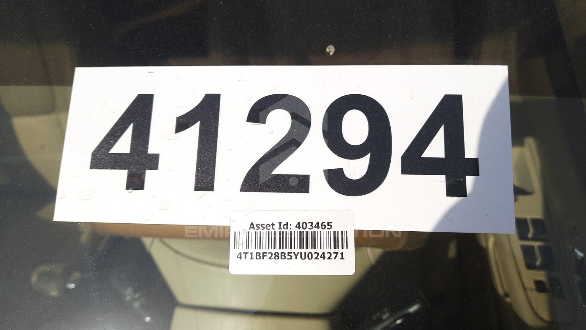 2000 TOYOTA AVALON VIN: 4T1BF28B5YU024271