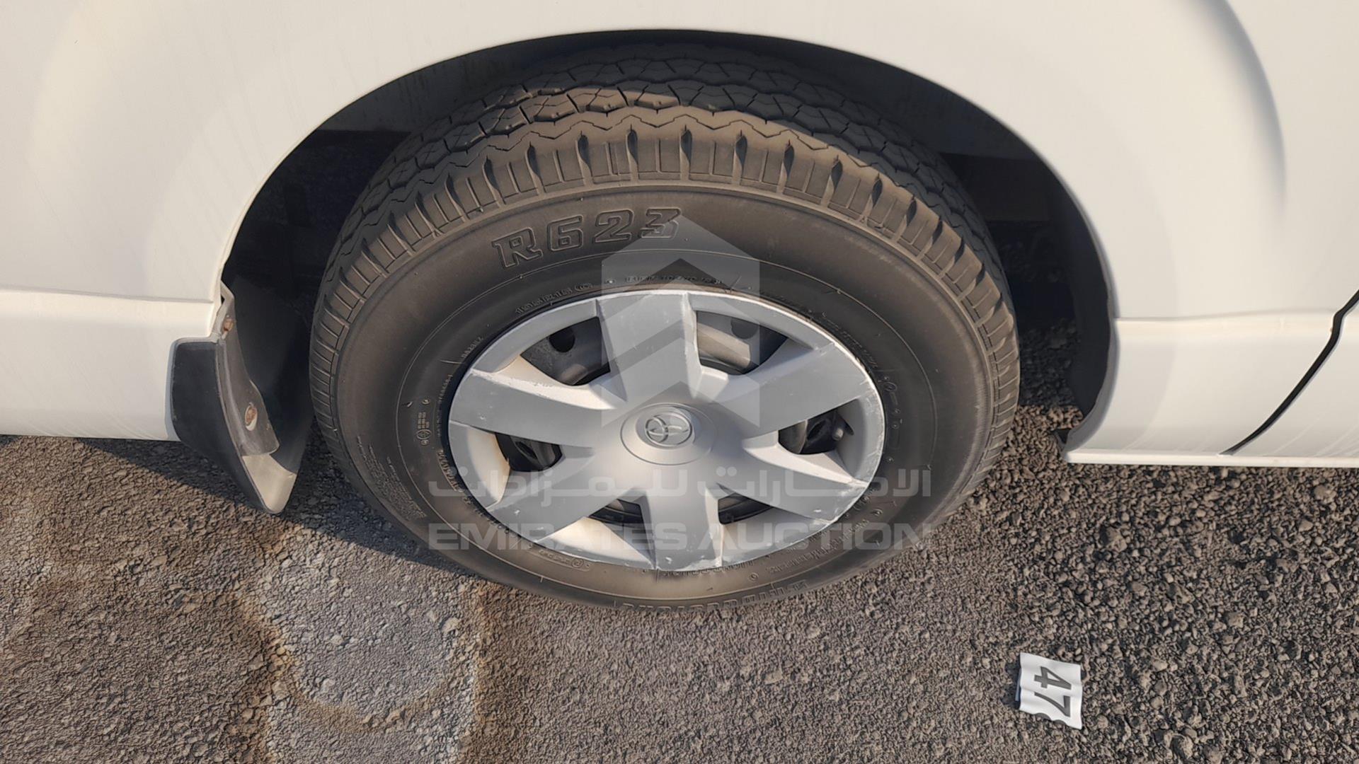 2010 TOYOTA HIACE VIN: JTGJX02P6A5016673