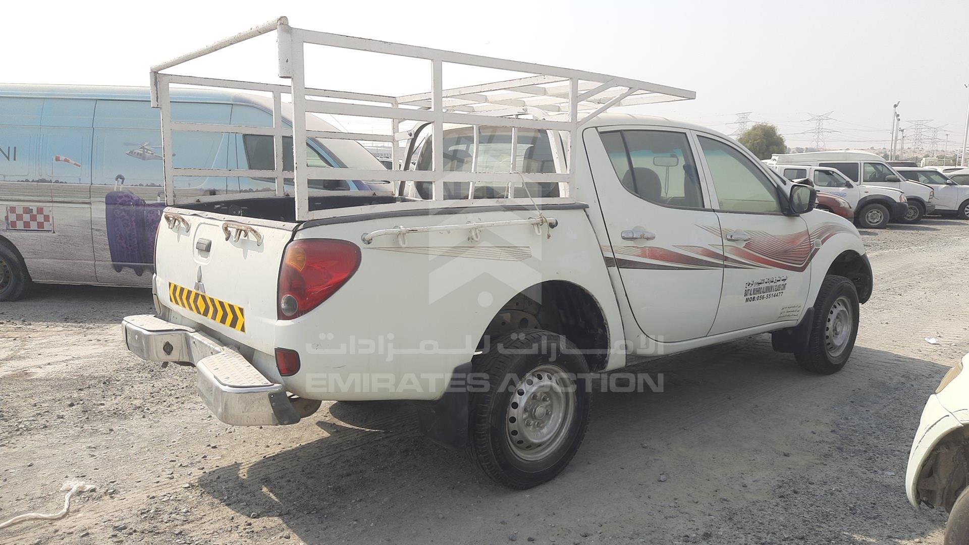 2011 MITSUBISHI PICK UP VIN: MMBJNKB50BD034323