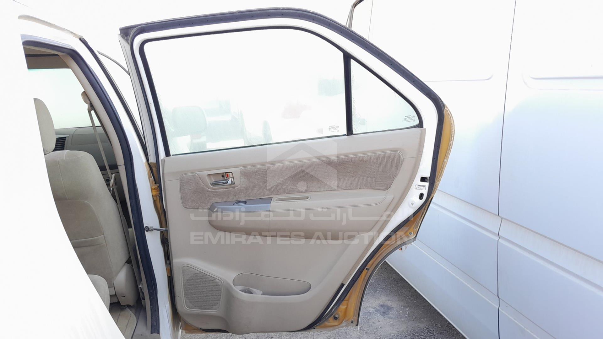 2006 TOYOTA FORTUNER VIN: MR1YU59G660005407