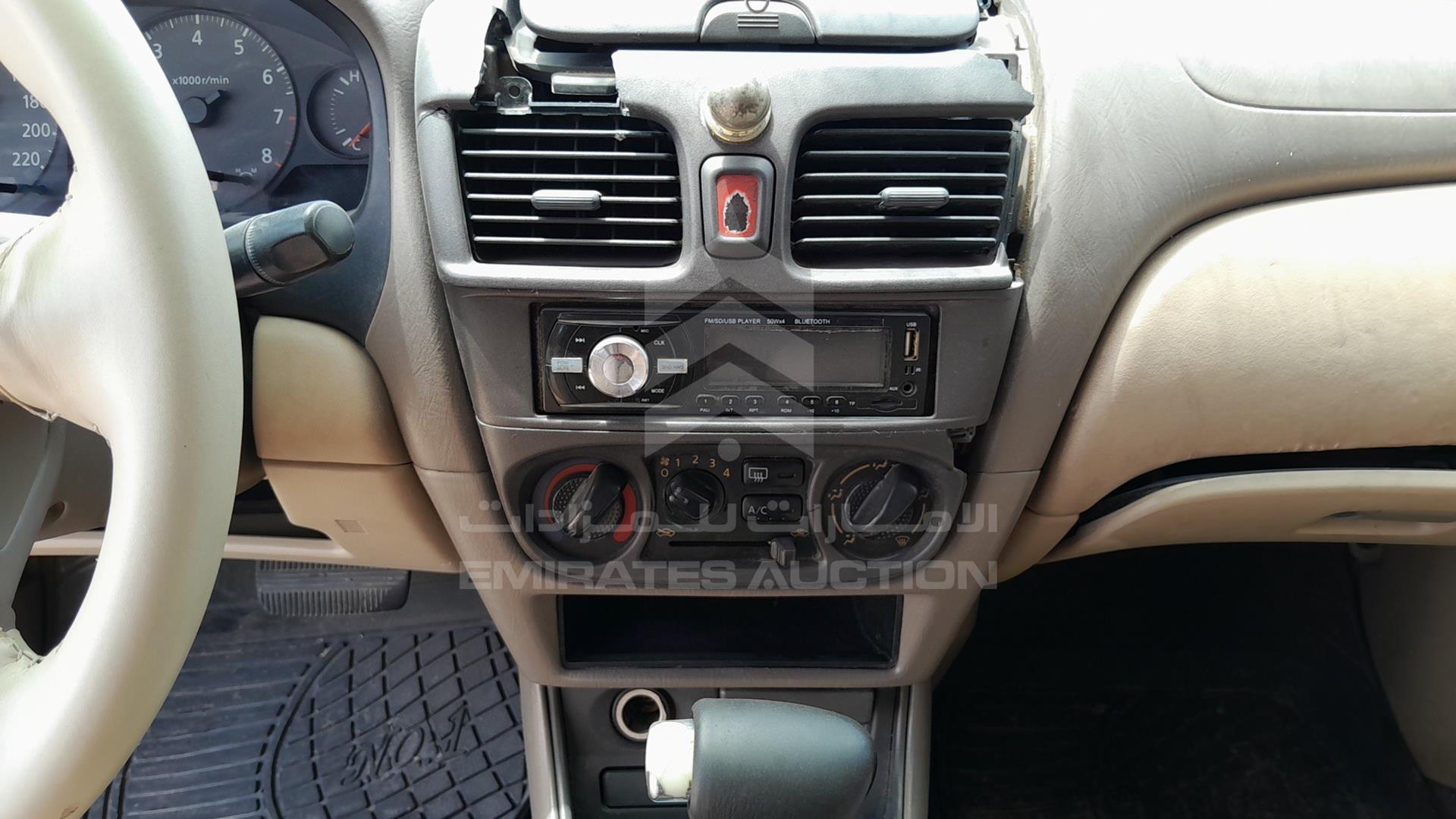2004 NISSAN SUNNY VIN: JN1BN61C04W007171