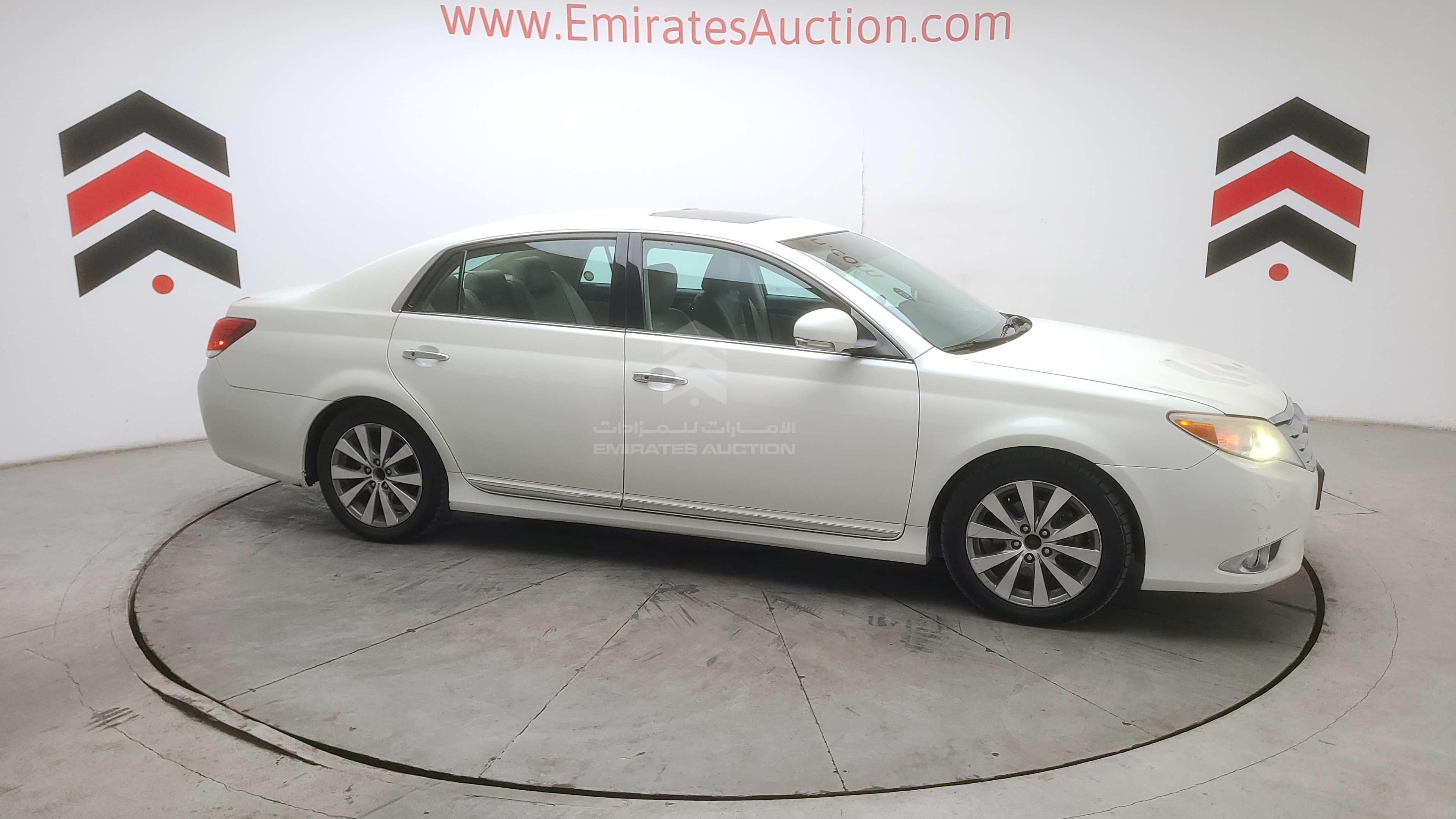 4T1BK36B2BU405586 - 2011 Toyota Avalon - #489716