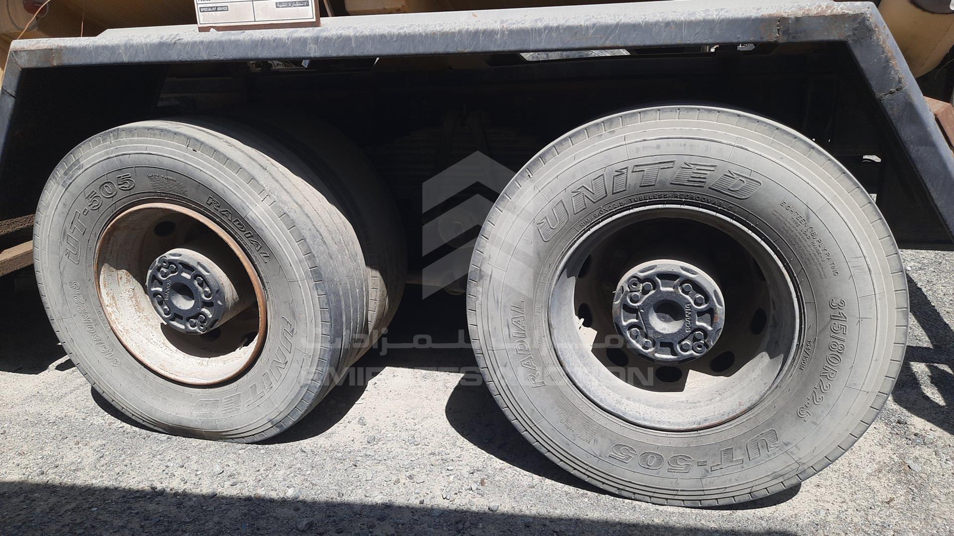 1999 SCANIA 124C VIN: YS2P6X40001248003