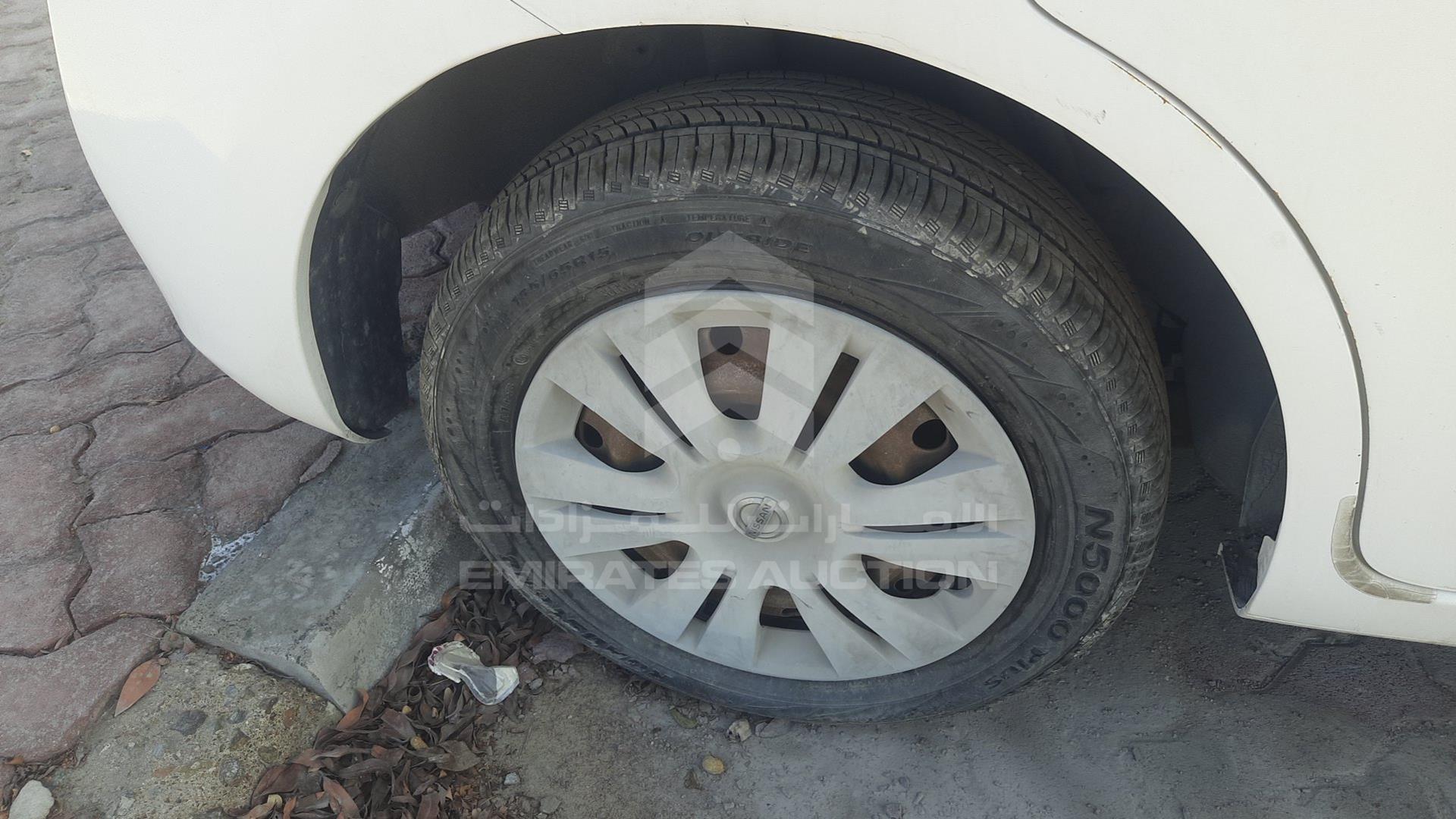 2014 NISSAN TIIDA VIN: MNTBC2C91E6001242