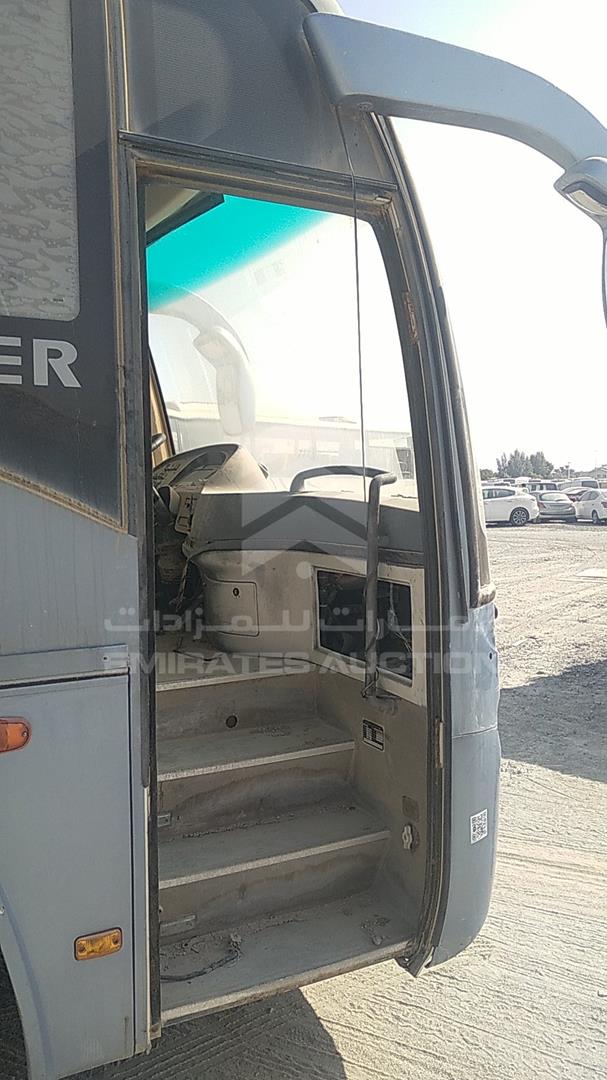 2010 HIGER BUS VIN: LKLR1FSDXAB537462