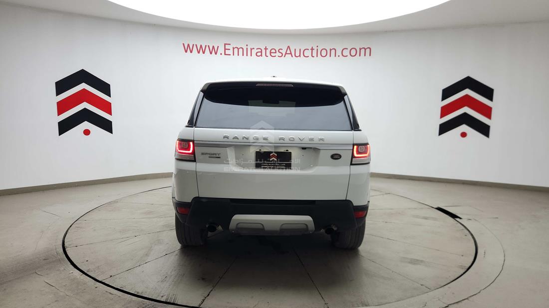2014 Range Rover Sport — Rear View — Photo 10
