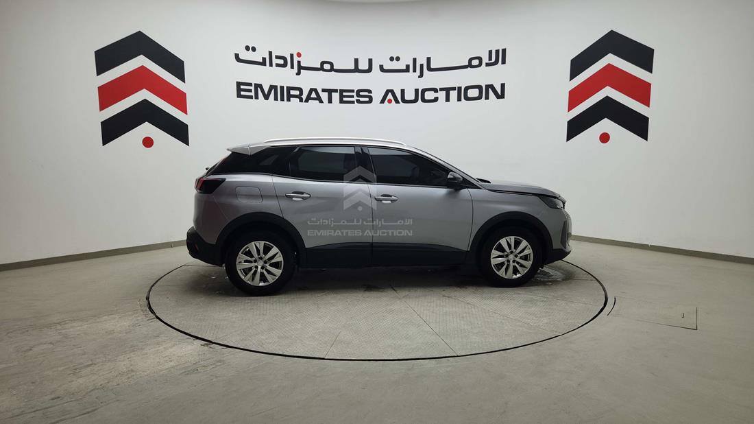 2025 Peugeot 3008 — Right Full View — Photo 37