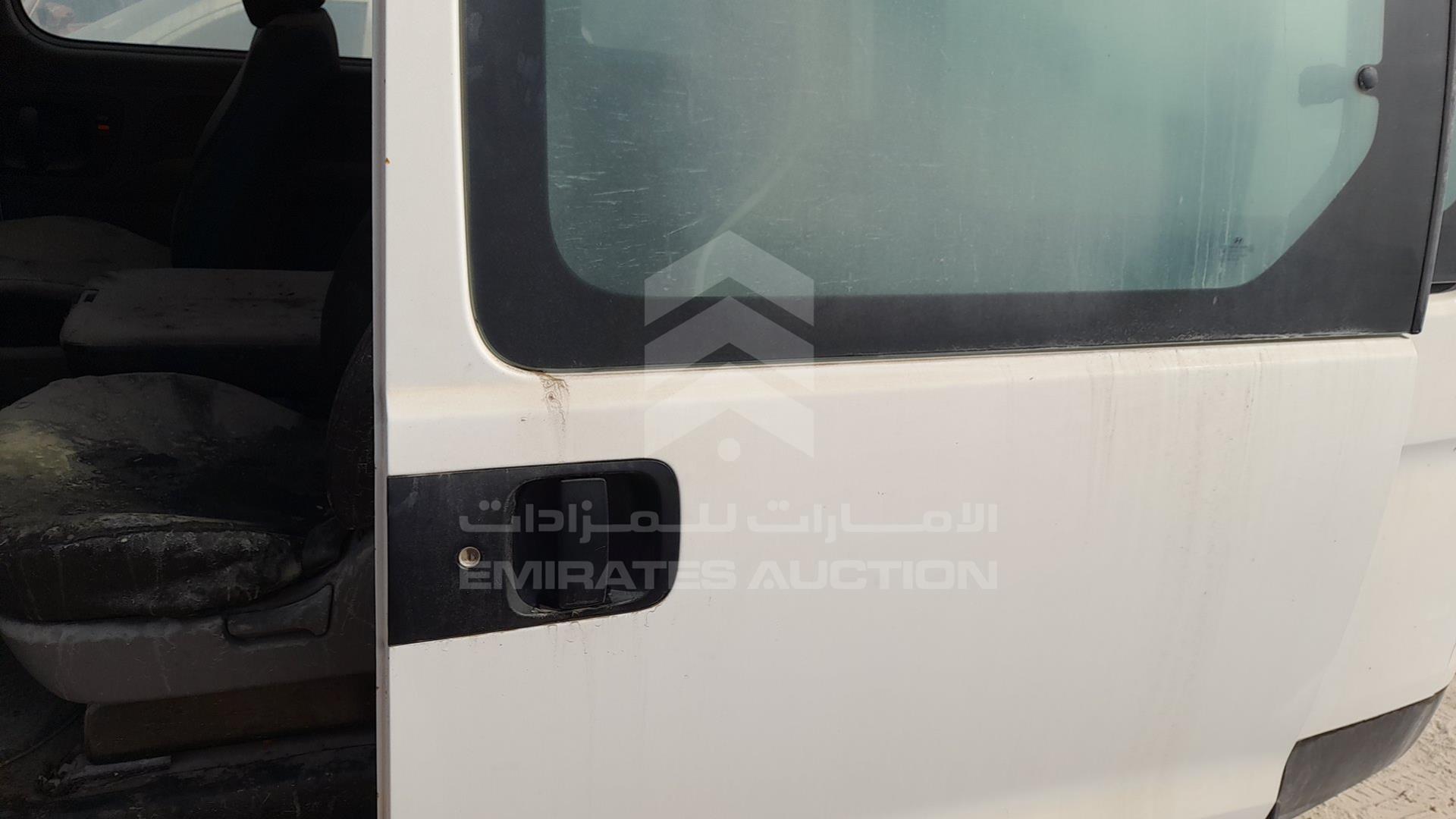 2016 HYUNDAI H1 VIN: KMJWA37R7GU774742