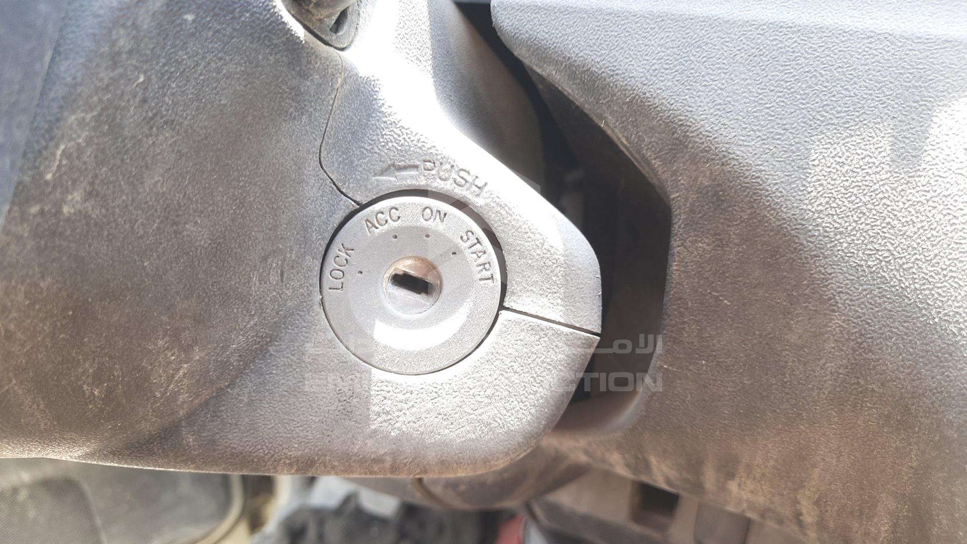 2007 TOYOTA HIACE VIN: JTFHX02P270016551