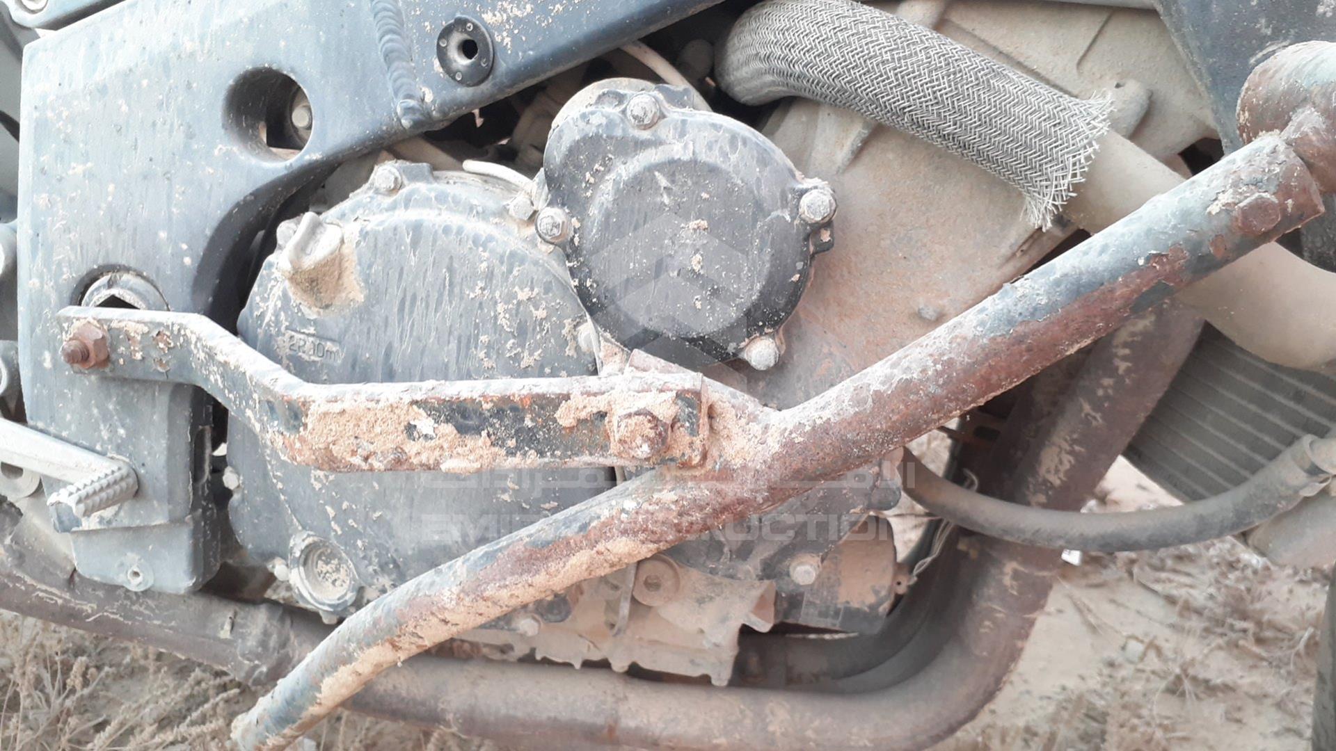 0 SUZUKI MOTORBIKE VIN: JS1B3111100106302