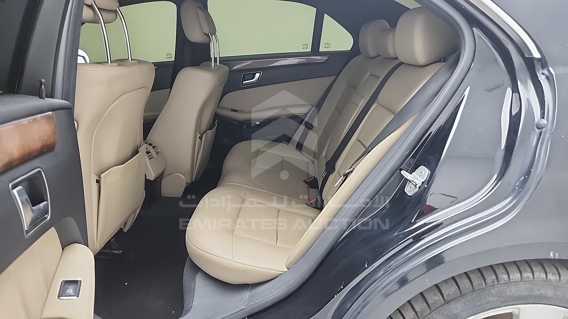 2012 MERCEDES E350 VIN: WDDHF5KB1CA554231