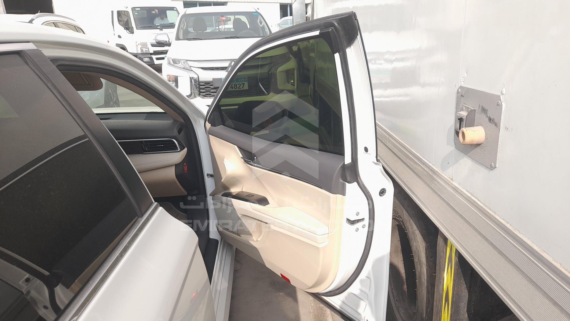 2018 TOYOTA CAMRY VIN: JTNBF9HK4J3014819