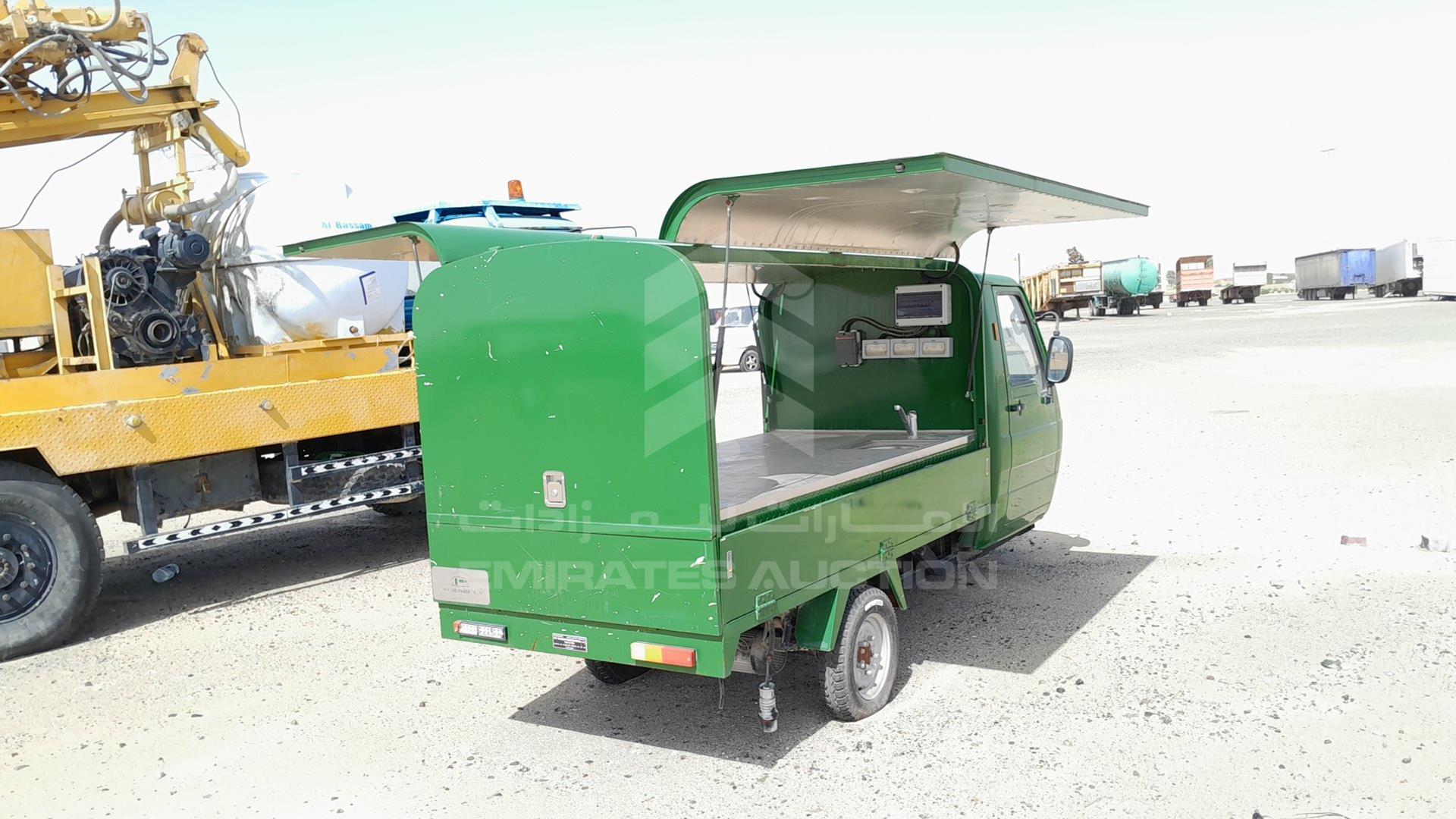 0 TRICYCLE --- VIN: LB6MWMZ09J1A04355
