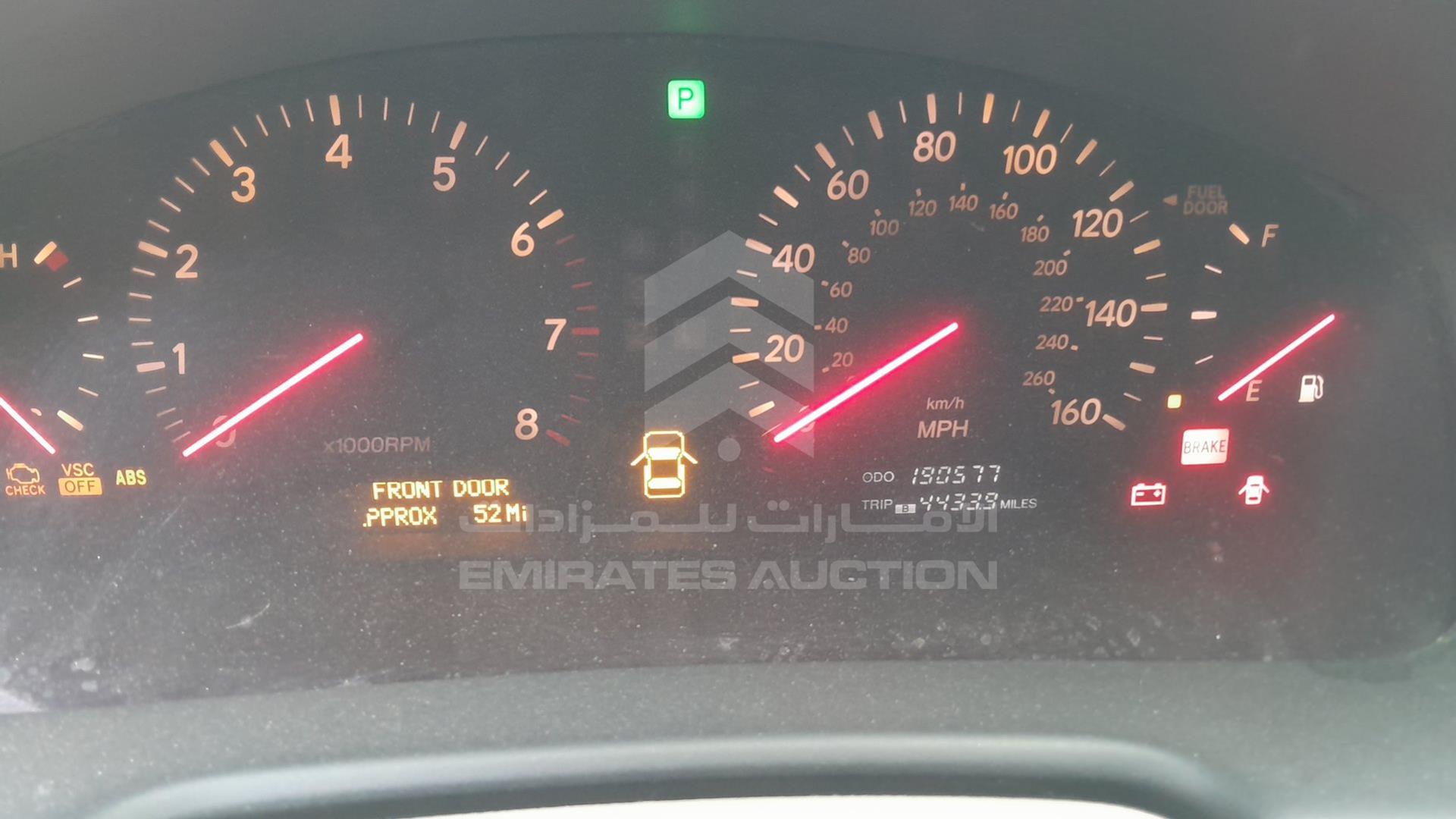 2001 LEXUS LS 430 VIN: JTHBN30F610034198