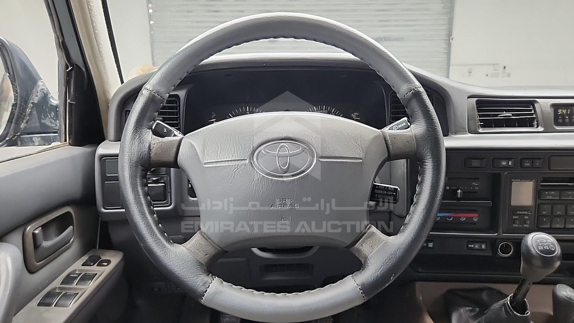 1996 TOYOTA LAND CRUISER VIN: FZJ800133159