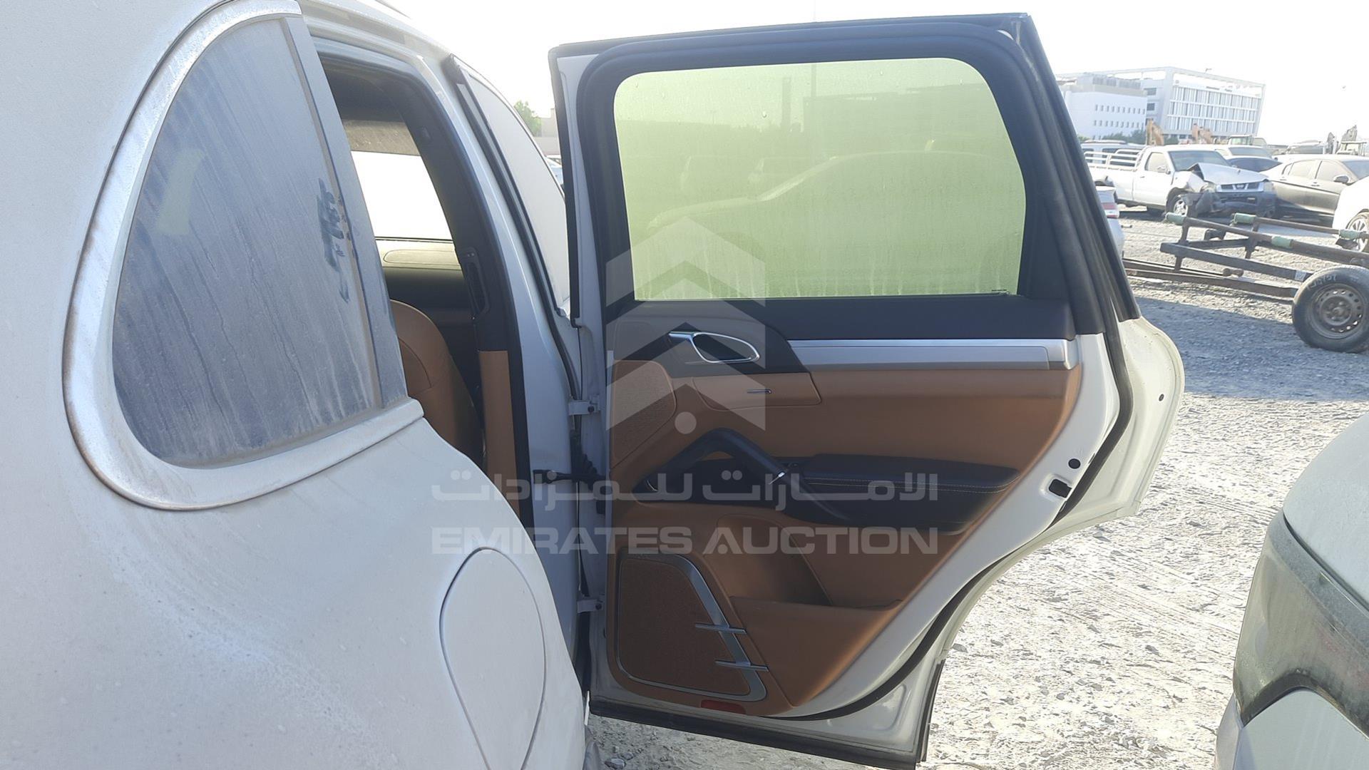 2014 PORSCHE CAYENNE S VIN: WP1ZZZ92ZELA57572