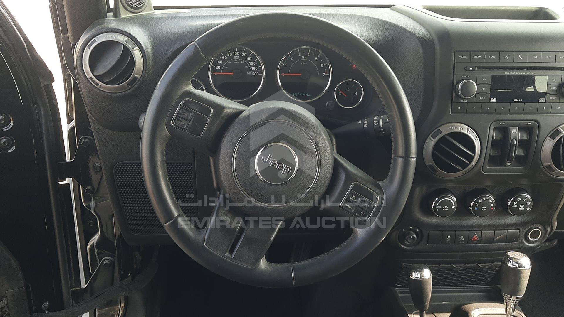 2014 JEEP WRANGLER / VIN: 1C4BJWDG2EL323536