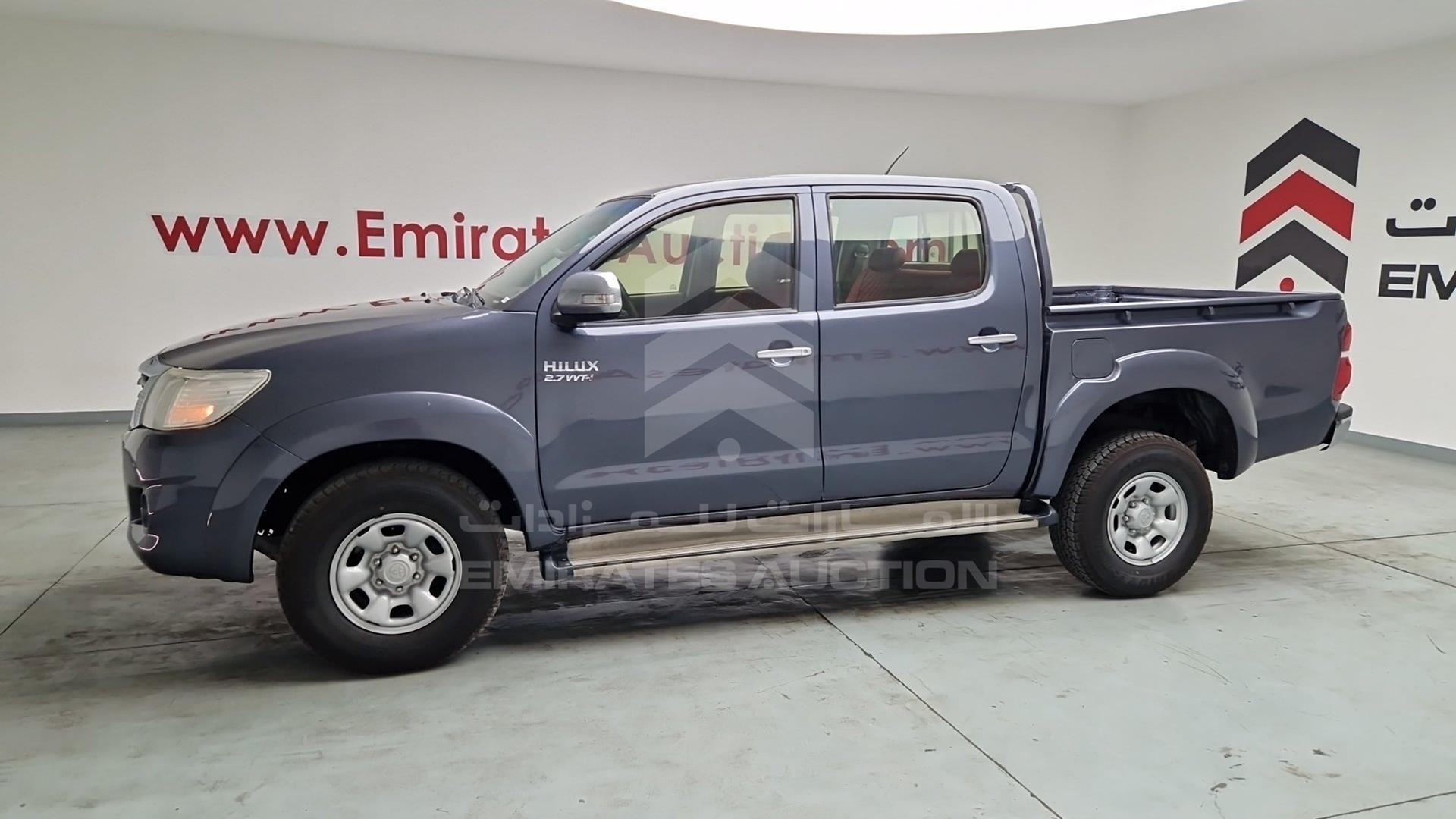 2013 TOYOTA HILUX VIN: MR0FX22G8D1085361