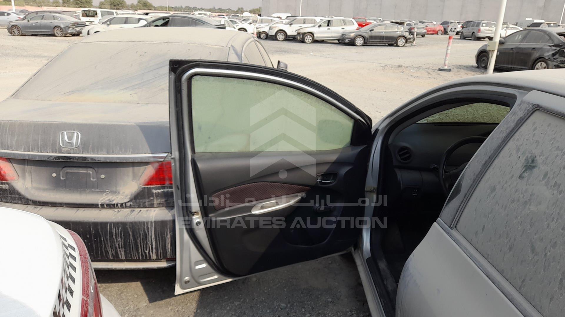 2007 TOYOTA YARIS VIN: JTDBW923971077991