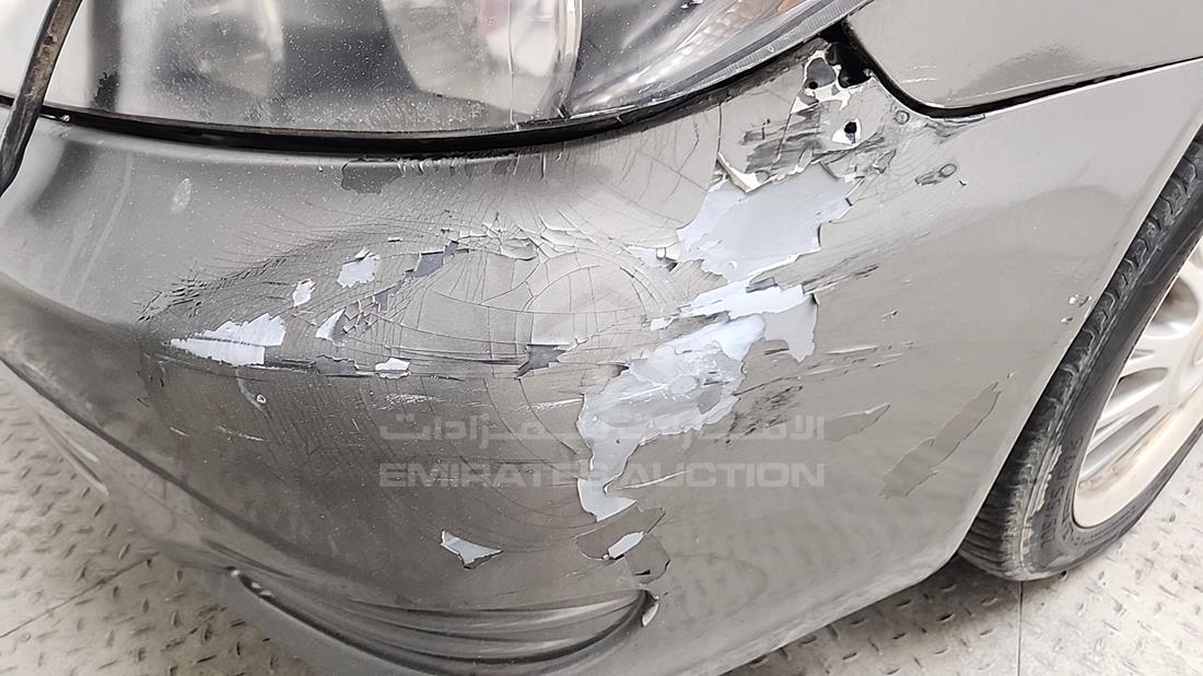 2004 Toyota Camry — Scratch — Photo 30