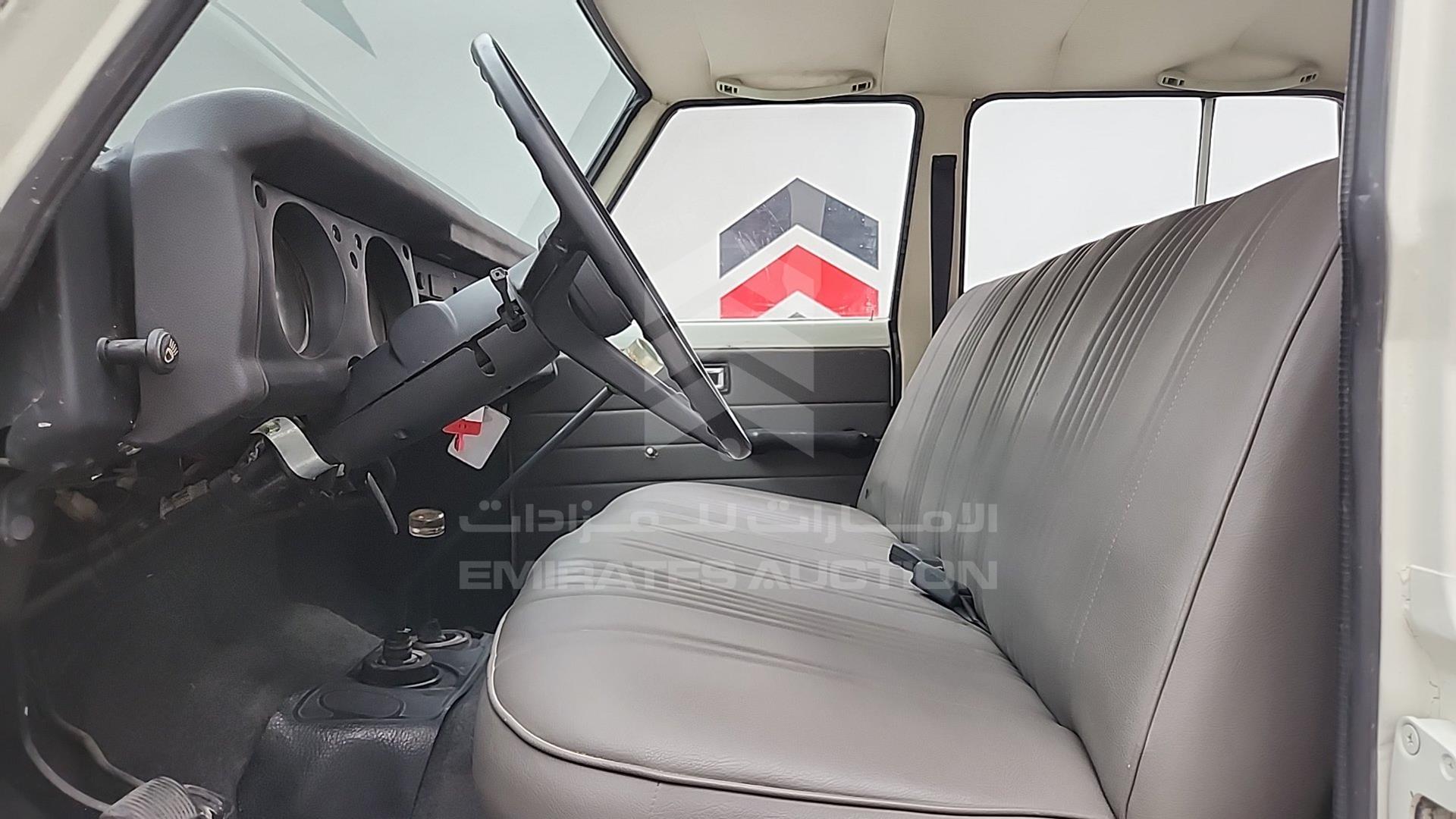 1973 TOYOTA LAND CRUISER VIN: FJ5537215