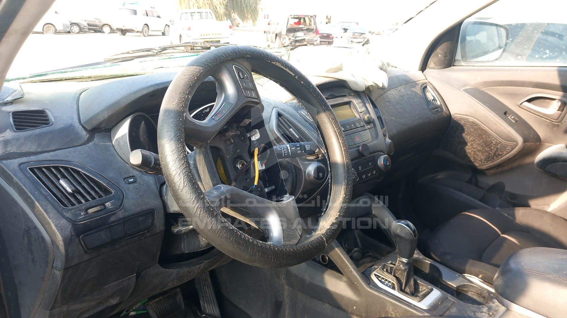 2014 HYUNDAI TUCSON VIN: KMHJT81E9EU828290