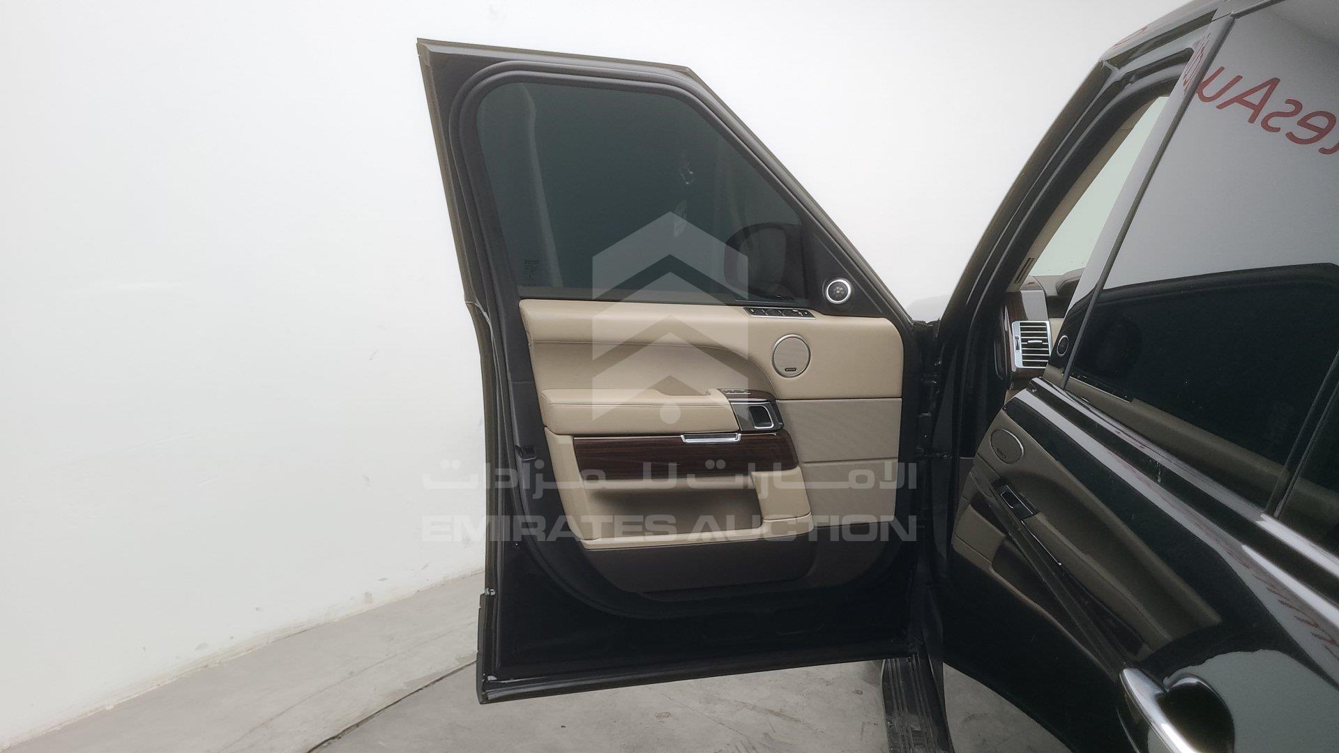 SALGA2EF5FA224915 - 2015 Range Rover Vogue - #428794