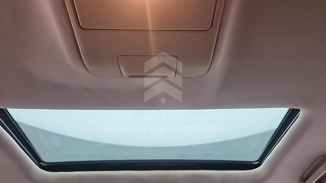 2008 Range Rover Vogue — Sun Roof View — Photo 23