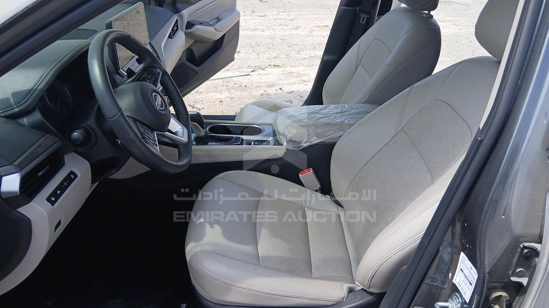 2023 Nissan Altima — Front Left Driver Seat View — Photo 12