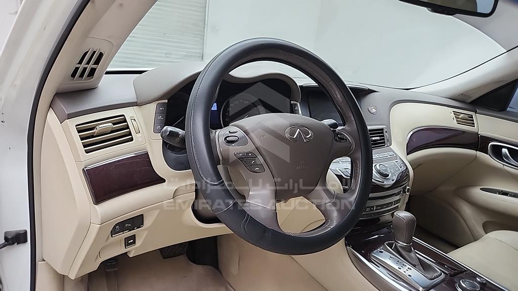 JNKBY1AP2EM300169 - 2014 INFINITI Q70 - #528736