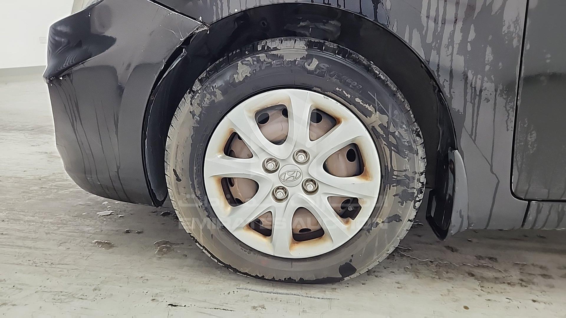 2014 HYUNDAI ACCENT VIN: KMHCT41C9EU488364