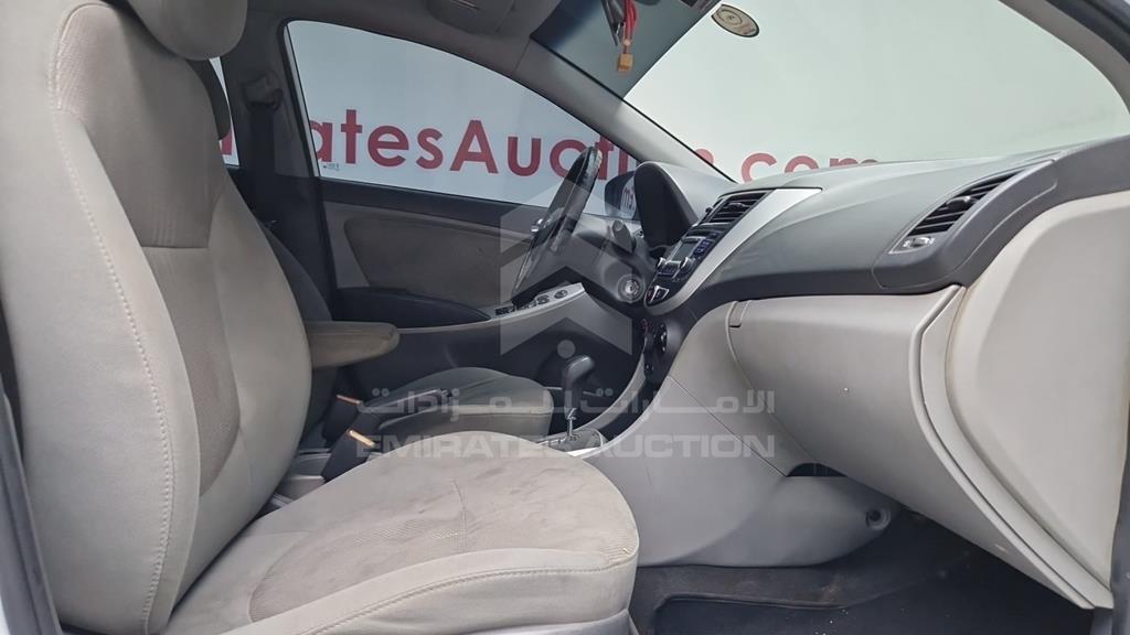 KMHCT41D0FU771794 - 2015 HYUNDAI ACCENT - #526180