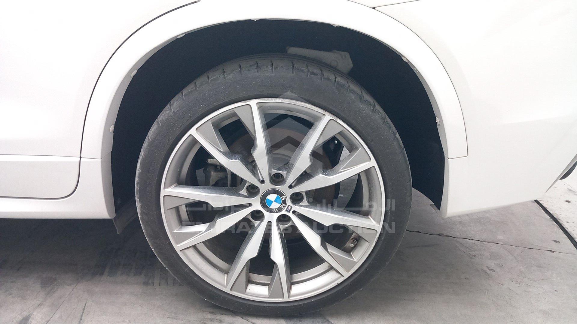 2018 BMW X4 VIN: WBAXW7102J0Y57164
