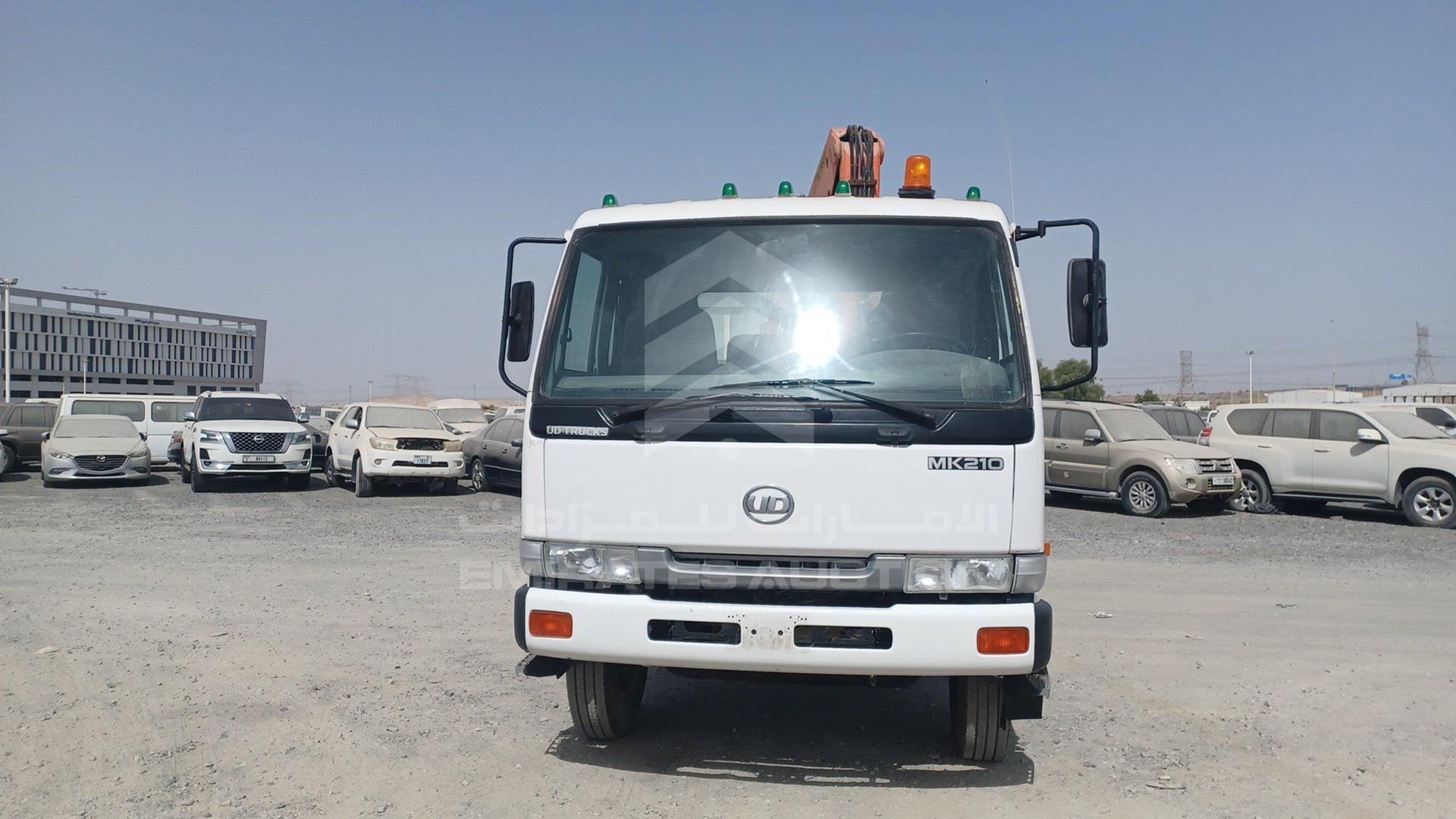 2015 NISSAN UD VIN: JNCMDF0H3FAL01728
