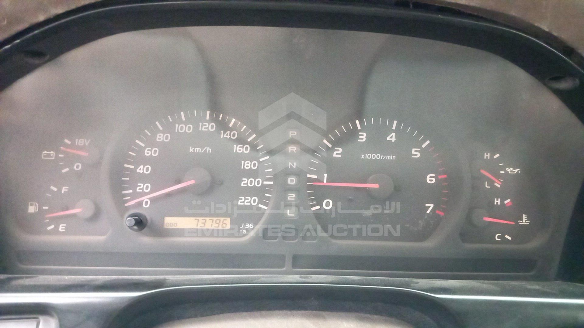 2002 TOYOTA LAND CRUISER VIN: JTEHJ09J725031906