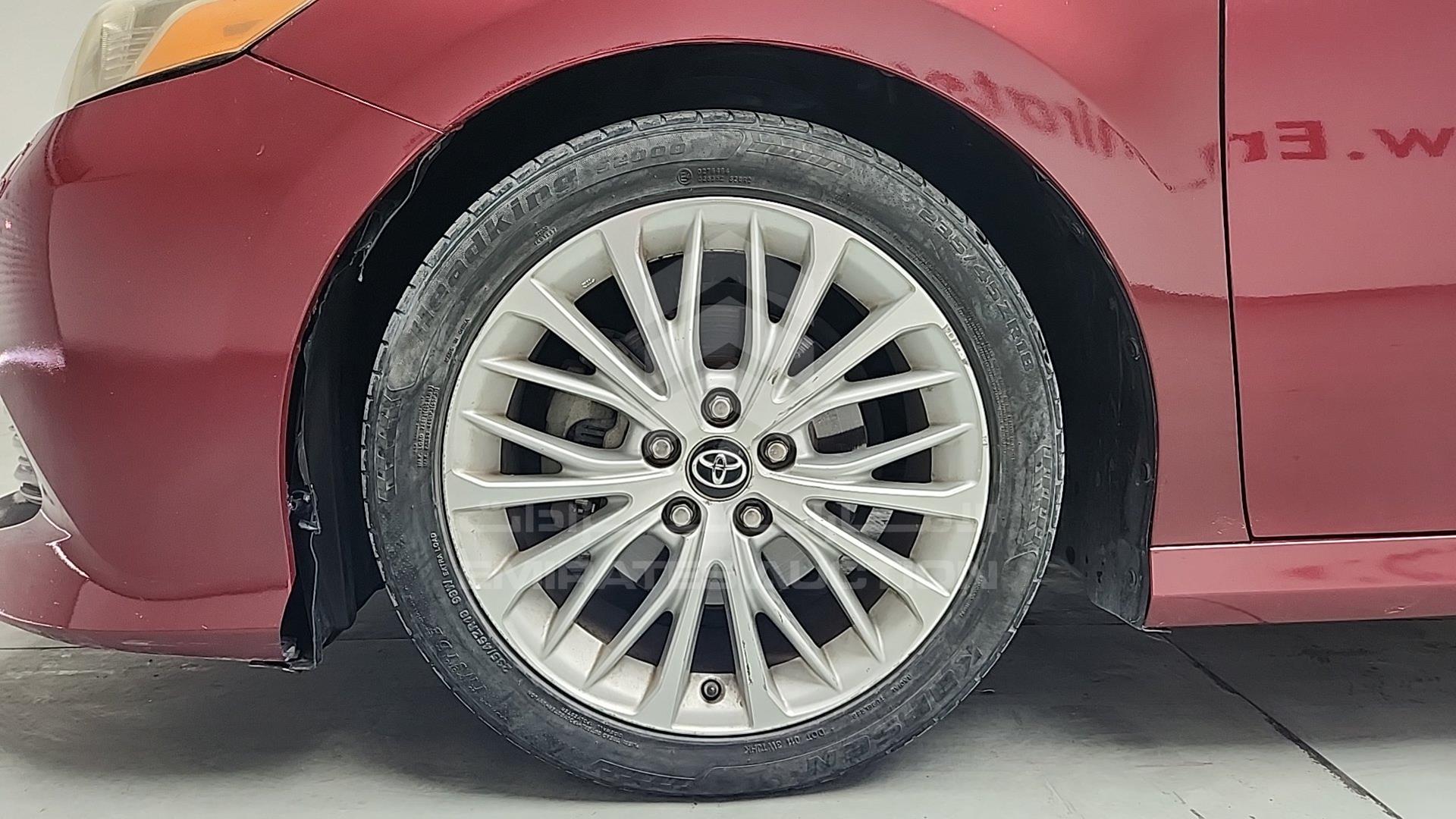 2018 TOYOTA CAMRY VIN: 4T1B11HK5JU566792