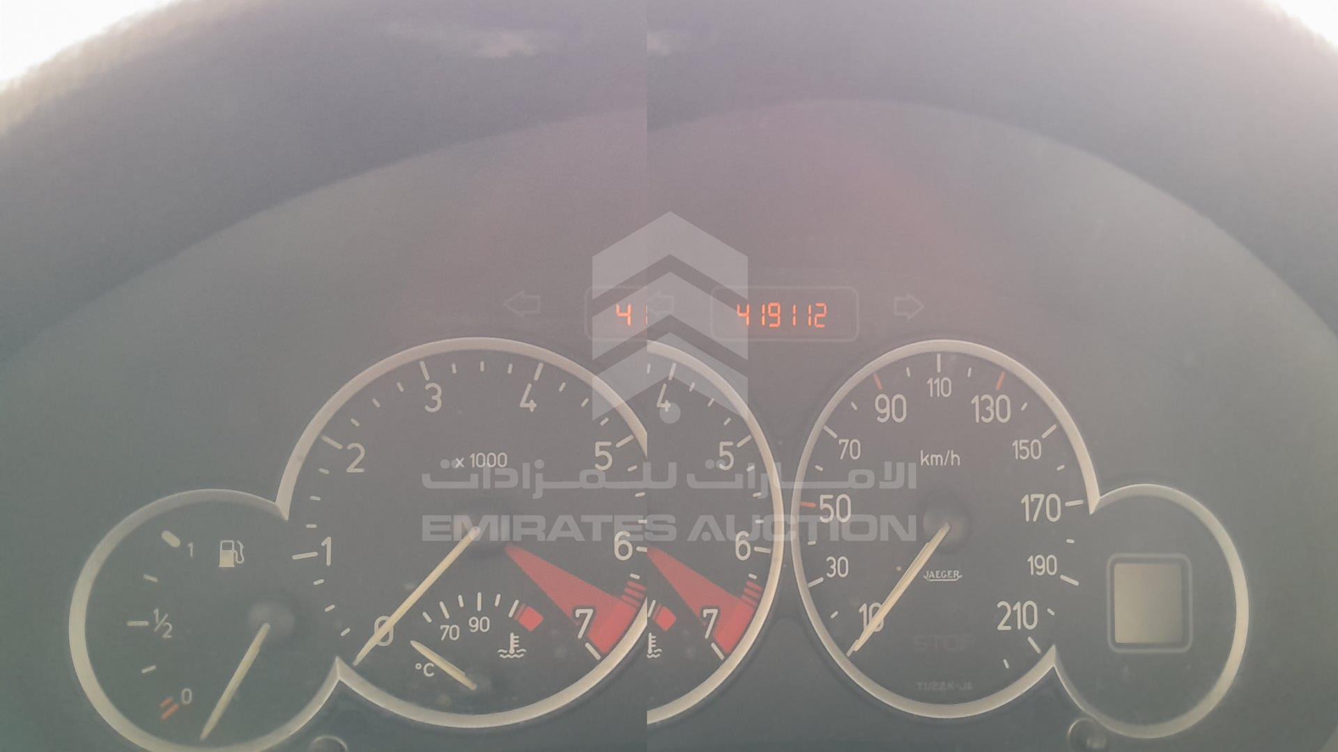 2004 PEUGEOT 206 VIN: VF32DNFUR4Y060381