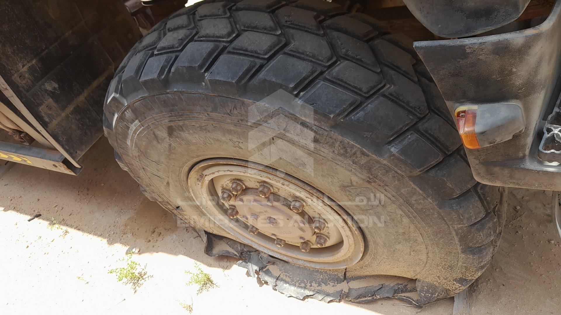 0 IVECO --- VIN: WJMB1VNS00C118985