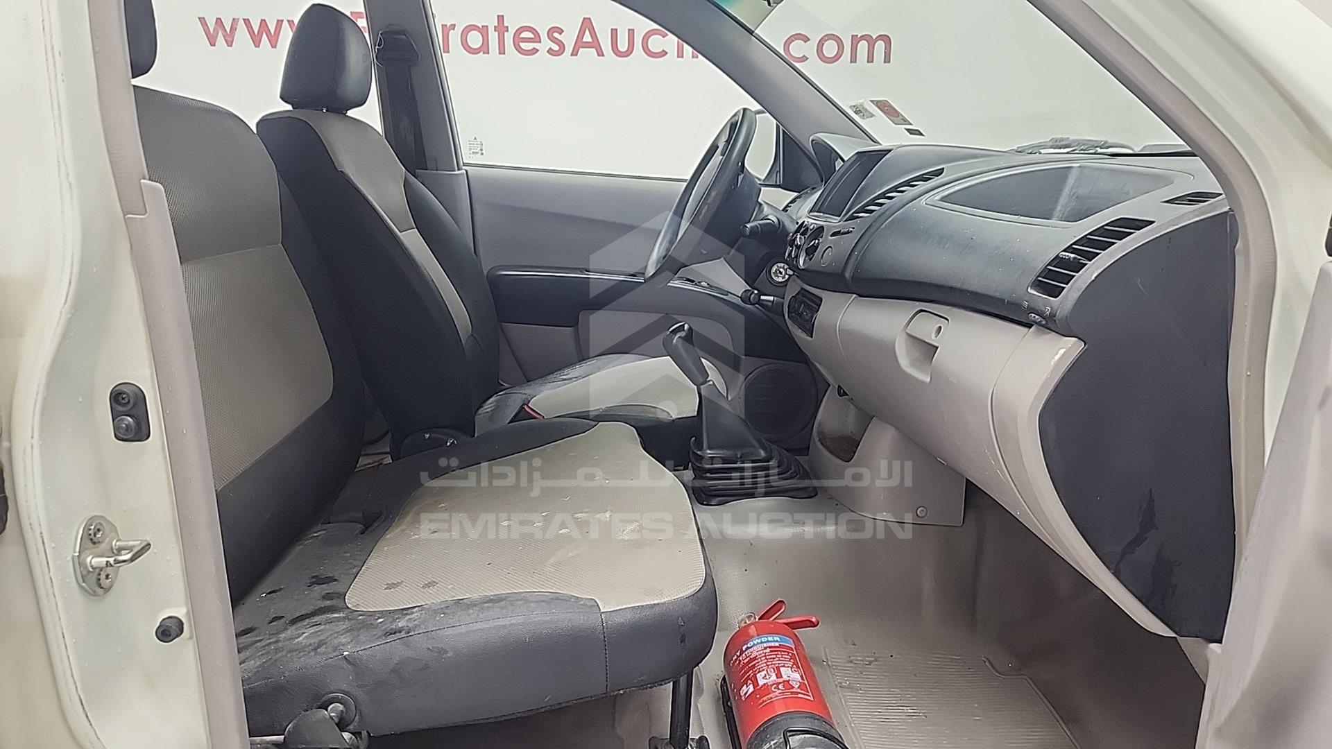 2013 MITSUBISHI L 200 VIN: MMBJNKA50DD023046