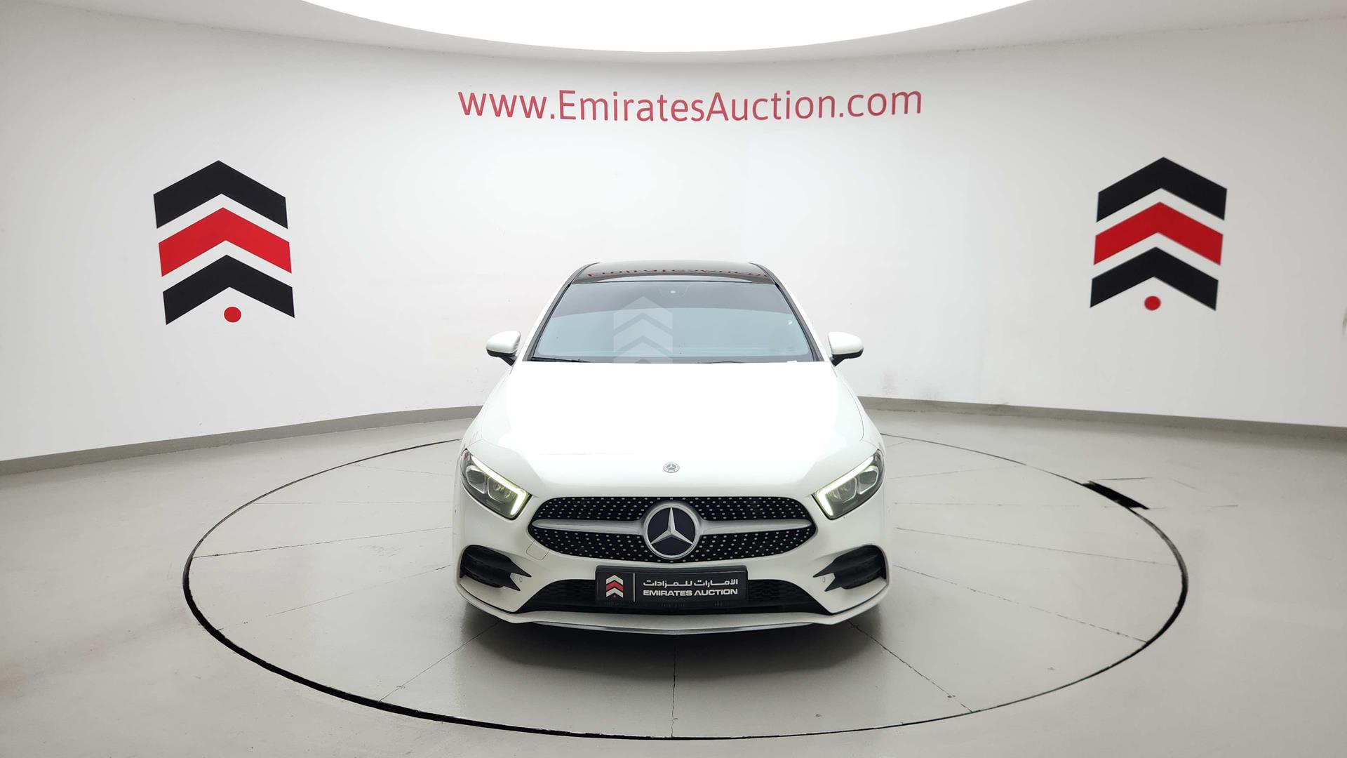 2018 MERCEDES A 250 VIN: WDD3F4GB8JJ015213