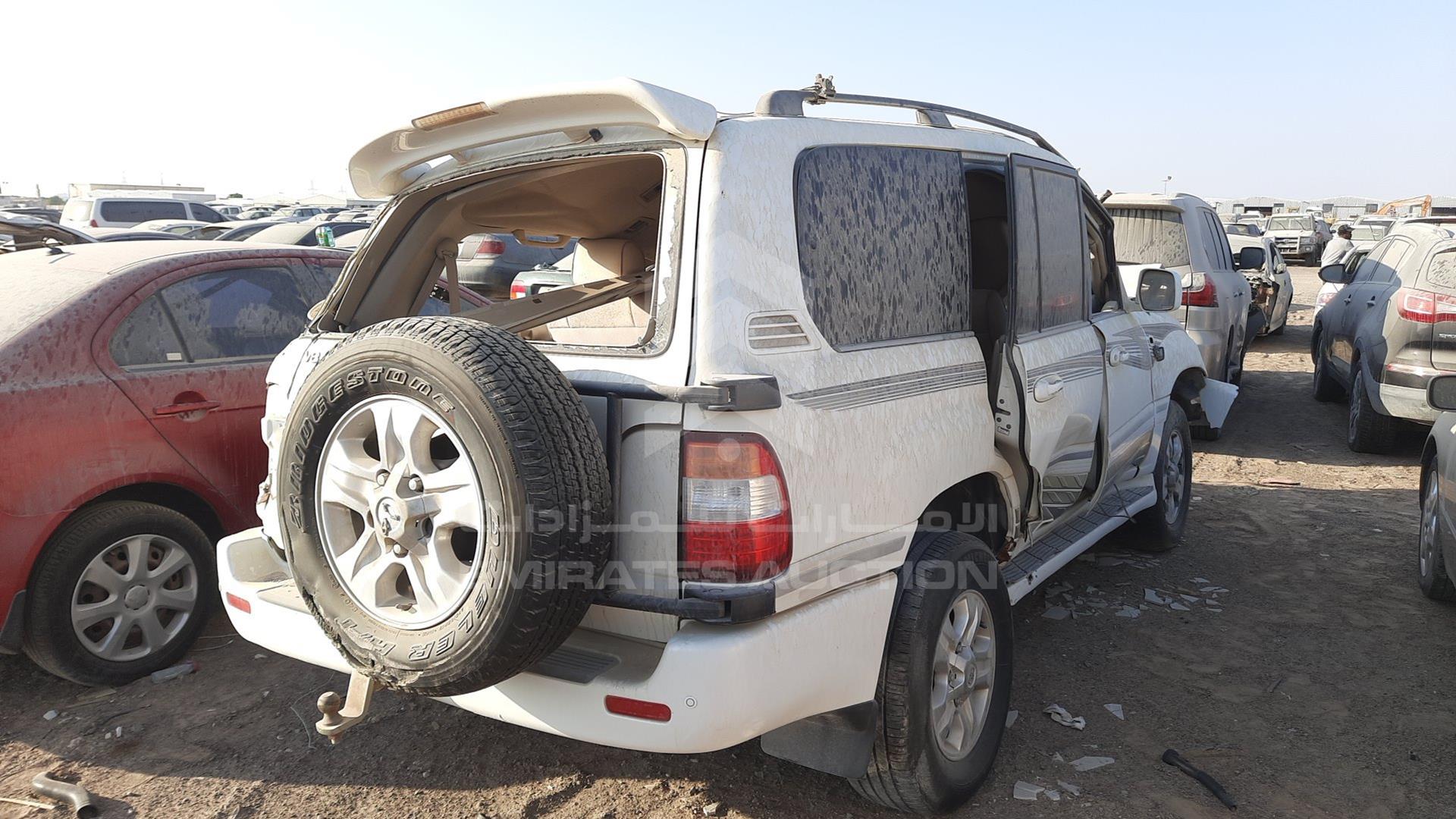2007 TOYOTA LAND CRUISER VIN: JTEHT05J172106821
