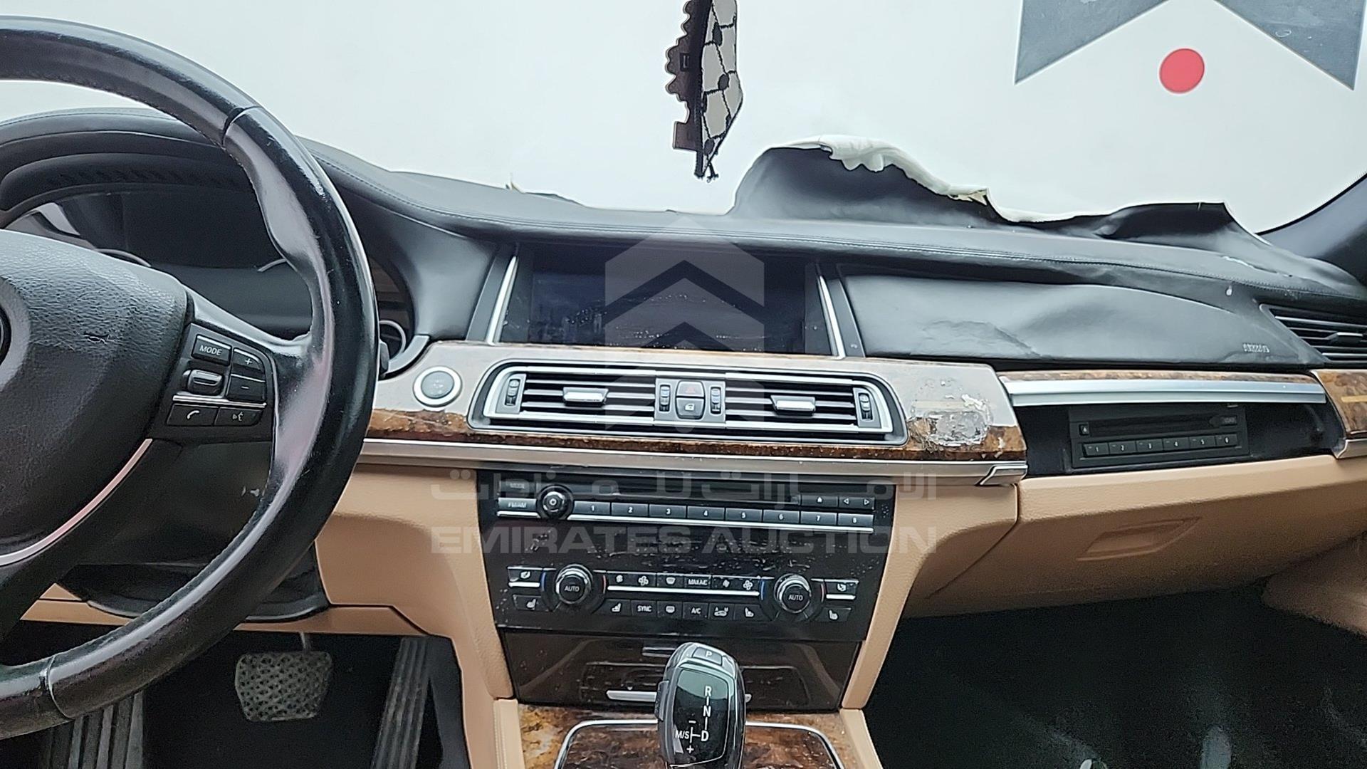 2015 BMW 730 VIN: WBAYE2101FD840169
