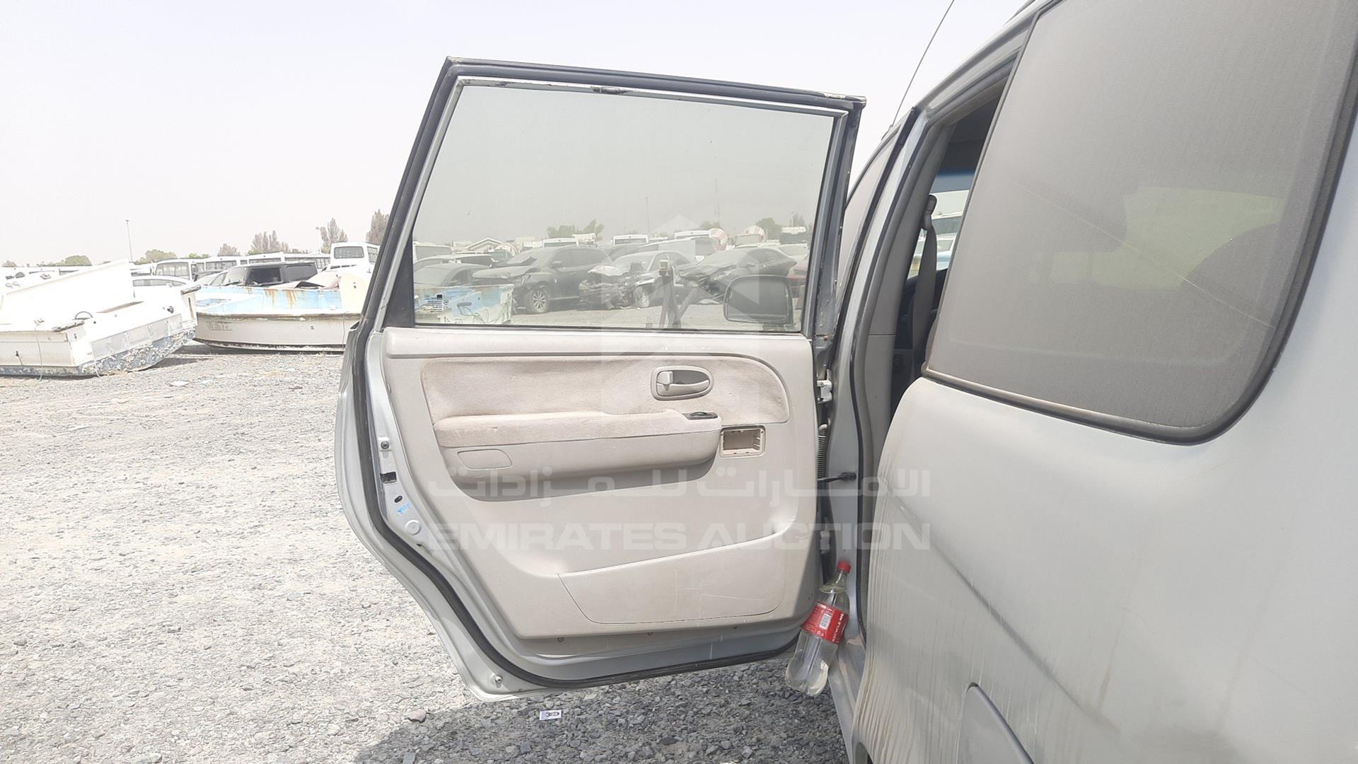 2006 HYUNDAI TRAJET VIN: KMHMG81CX6U277143
