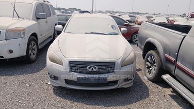 انفينيتي E 260 2011