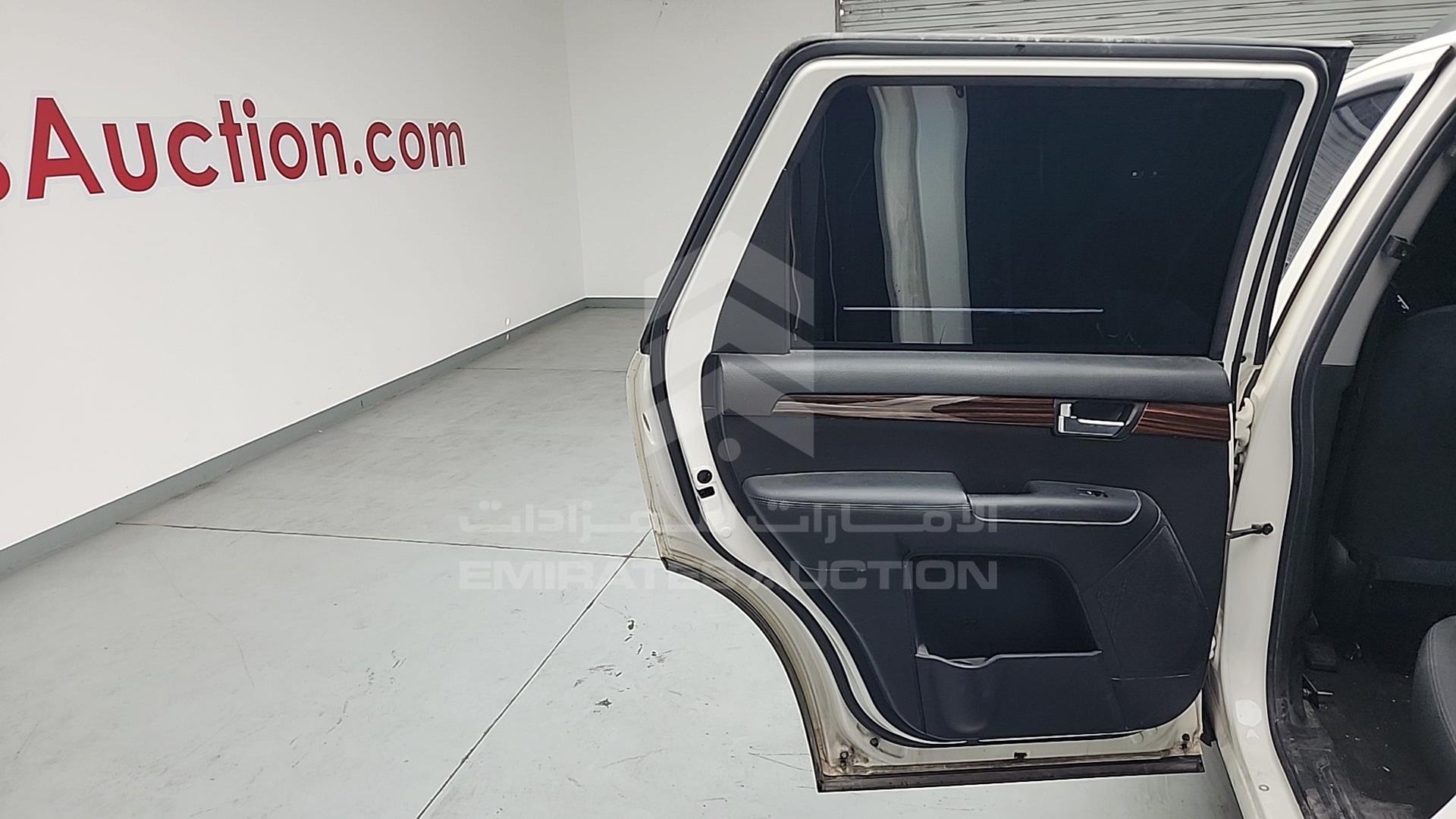 2017 KIA MOHAVE VIN: KNAKN8115H5156238