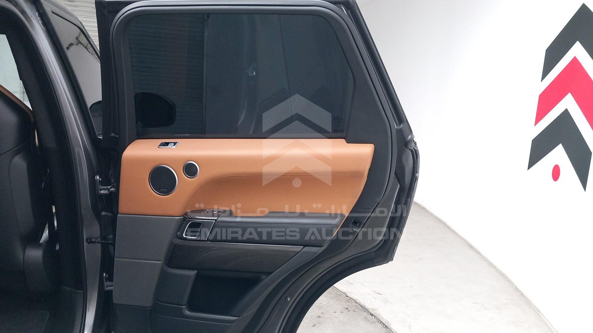 2018 RANGE ROVER SPORT SVR VIN: SALWA2BE6JA191147