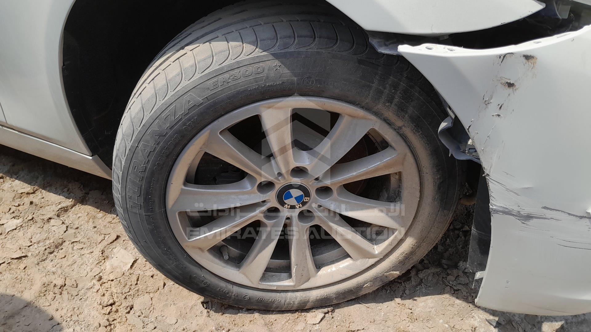 0 BMW 520 I VIN: WBA5A3101ED004865