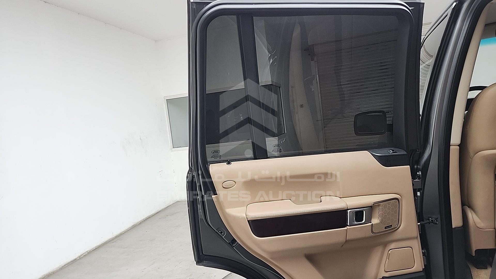 2009 RANGE ROVER HSE VIN: SALLMAM549A302079