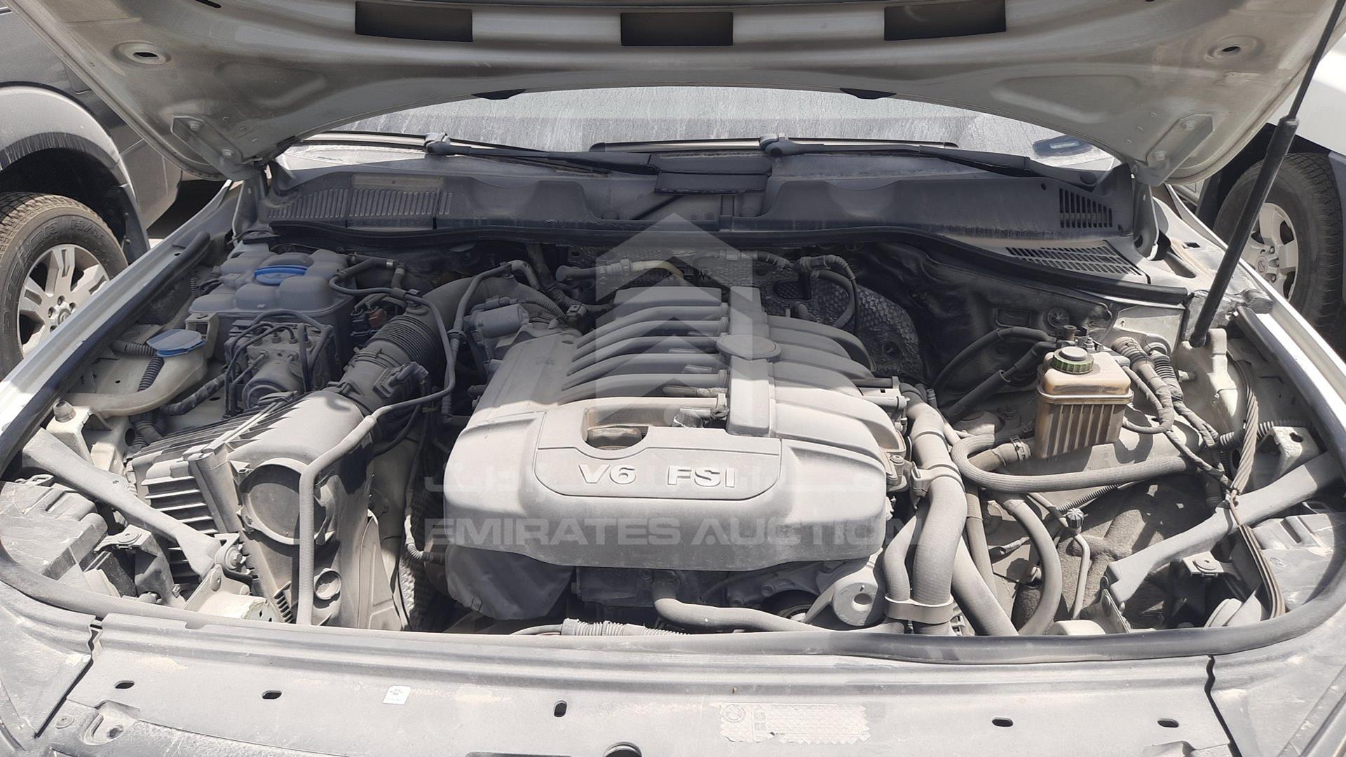 2013 VOLKSWAGEN TOUAREG VIN: WVGBC2BP7DD000268